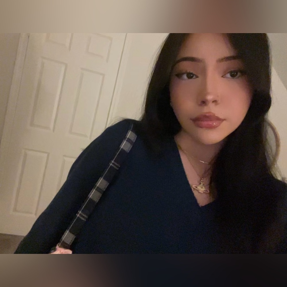 Meet your Posher, Karissa 🦢